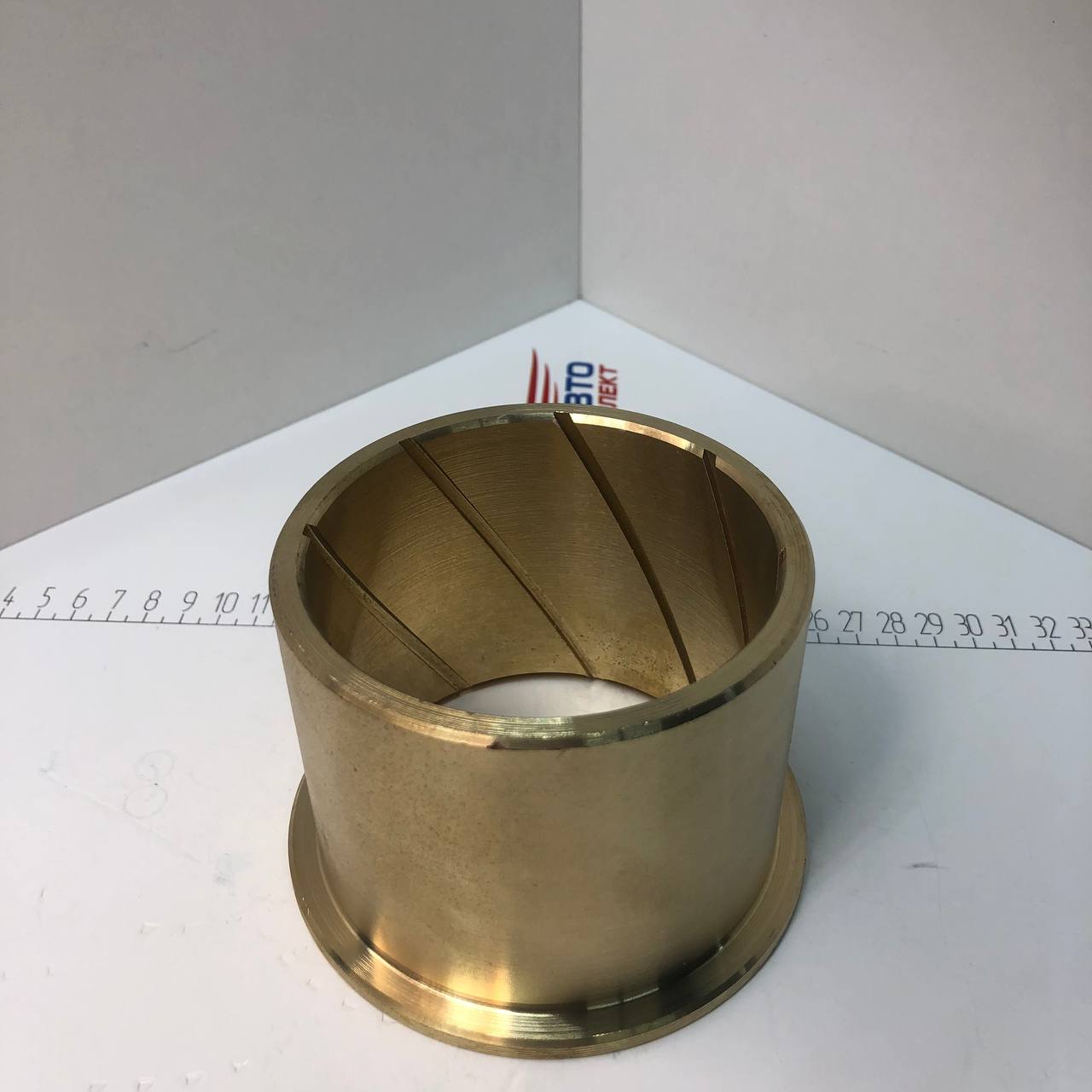 Втулка 87,4х100,4х80 балансира КамАЗ (бронза) Р1