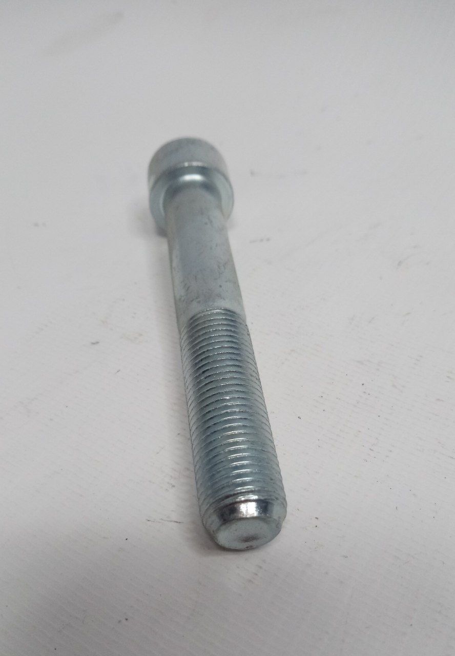 Винт М14x90х1,5-6g-10,9 компрессора ЯМЗ-534